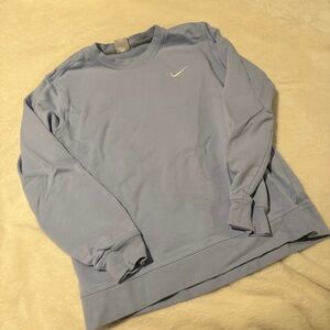 NIKE SWEATSHIRT